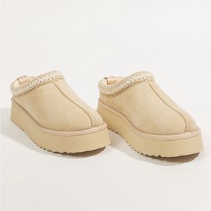 Altar’s State Cloud Slippers